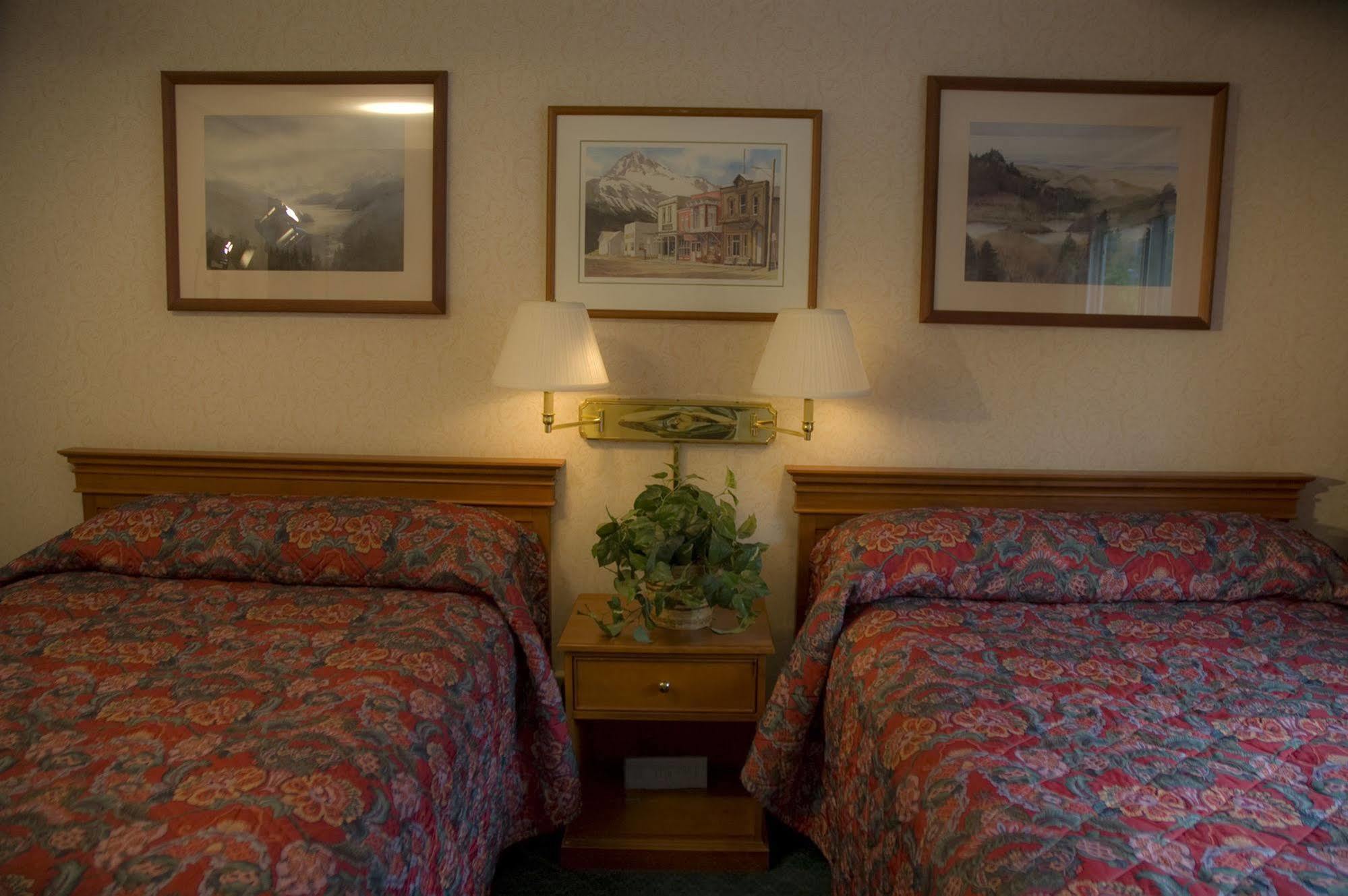 Holland America Skagway Inn エクステリア 写真